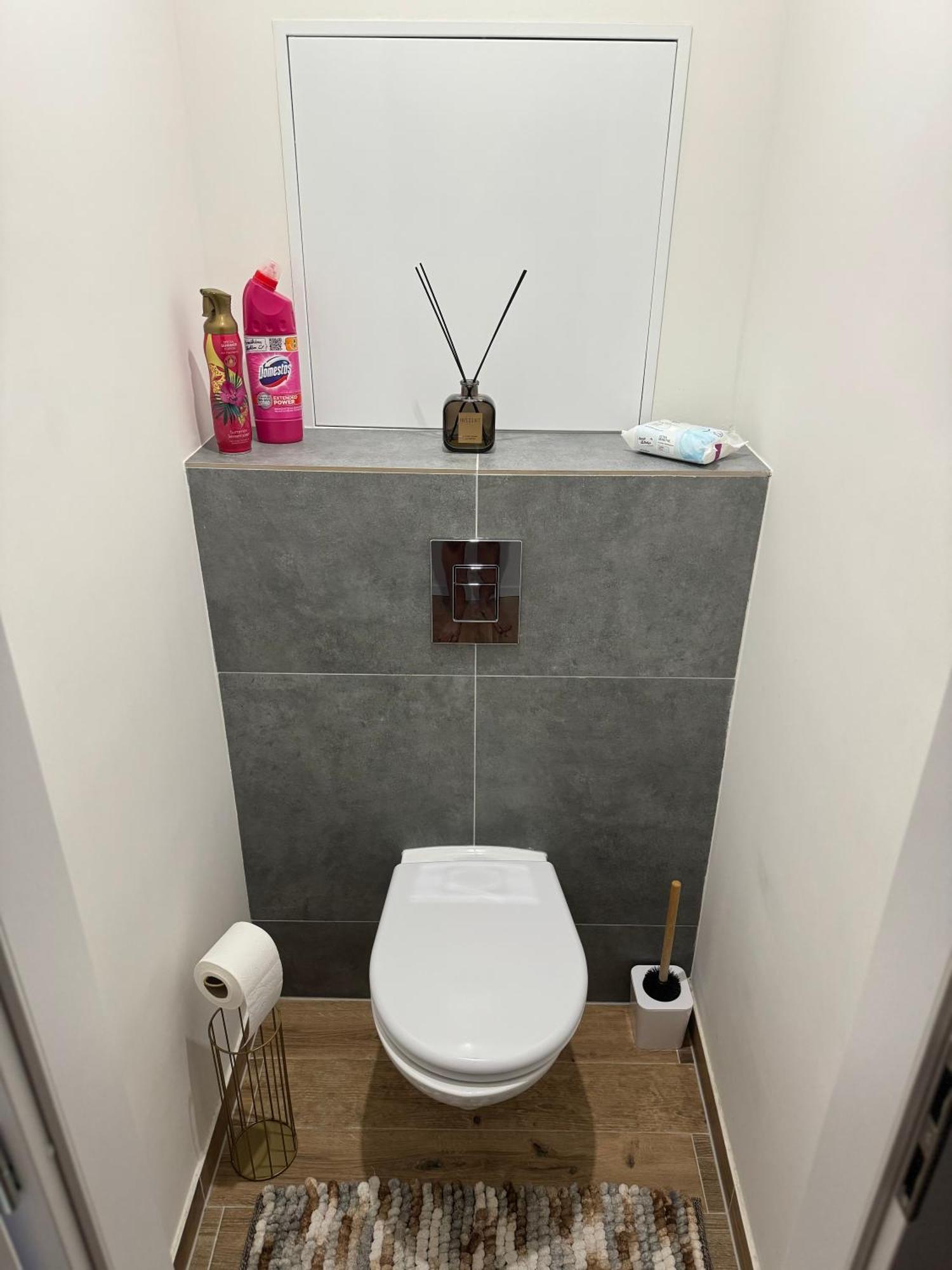 Modern Central Apartment Nitra Buitenkant foto